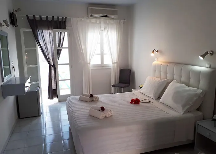 Petradi 2* Chora (Ios)