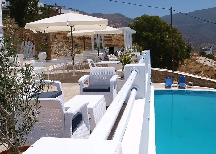 Petradi 2* Chora (Ios)