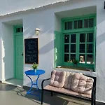 Hotell Petradi Ios