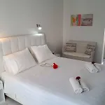 Petradi Hotell Ios