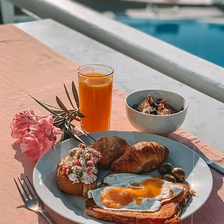 Hotel Petradi 2*