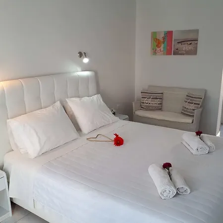 Petradi Szálloda Íosz