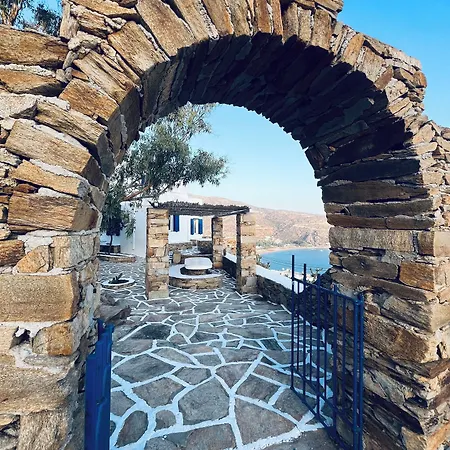 Petradi 2* איוס חורה