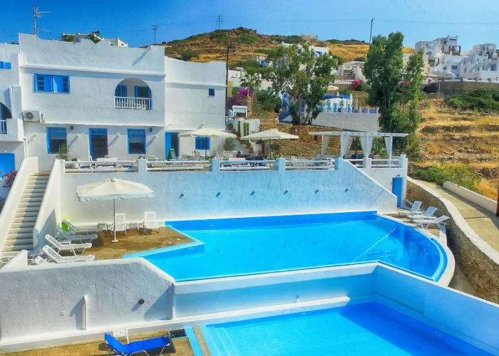 Petradi イオス島 チョーラ